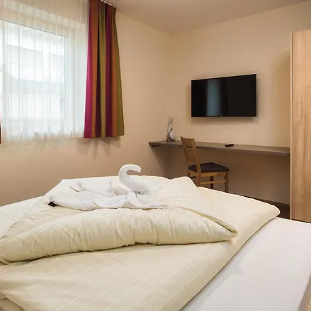 Gabriela Inklusive Super Sommer Card * Serfaus